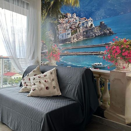 Il Gabbiano Savona "Luxury House" - Wifi, Parking, Shopping Center公寓 外观 照片